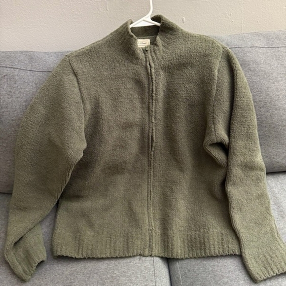 LL Bean Women’s Fuzzy Cardigan Sweater Size Medium Green Full Zip Mock Neck #128 - Picture 2 of 6